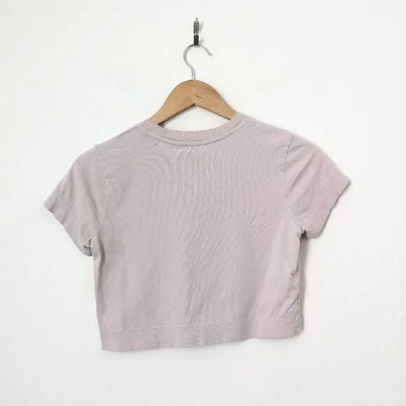 Wilfred Aritzia lavender muted light purple short sleeve cropped baby tee tshirt - Picture 3 of 3